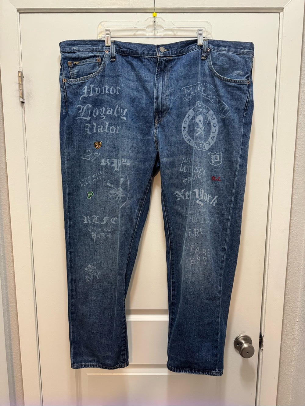 Polo Ralph Lauren The Varick Slim Straight Sportsman Distressed Jeans